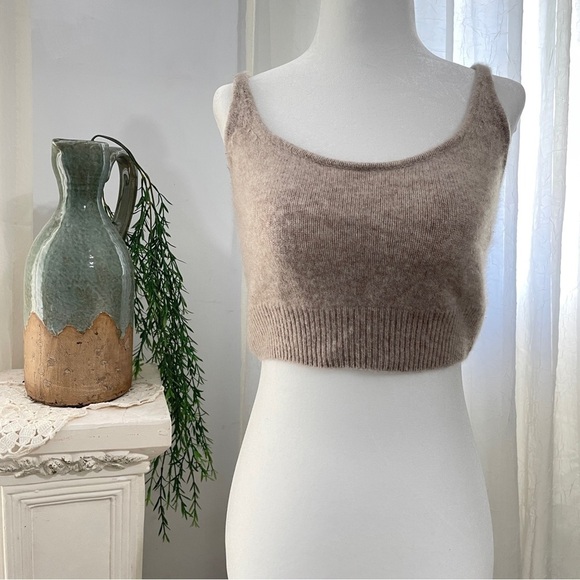 REFORMATION Varenne 100% recycled cashmere scoop neck cropped tank top - beige - Picture 6 of 8